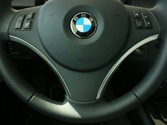 2011款 320i 2.0L 双门轿跑车