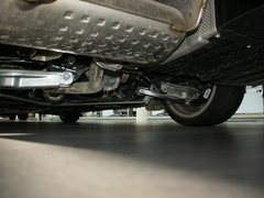 2011款 320i 2.0L 双门轿跑车