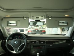 2011款 320i 2.0L 双门轿跑车