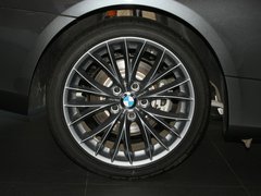 2011款 320i 2.0L 双门轿跑车