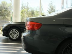 2011款 320i 2.0L 双门轿跑车
