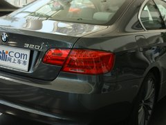 2011款 320i 2.0L 双门轿跑车