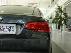 2011款 320i 2.0L 双门轿跑车