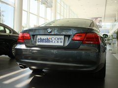 2011款 320i 2.0L 双门轿跑车