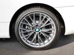 2011款 325i 2.5L 双门轿跑车