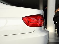 2011款 325i 2.5L 双门轿跑车