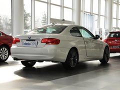 2011款 325i 2.5L 双门轿跑车