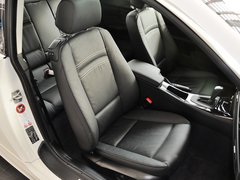 2011款 325i 2.5L 双门轿跑车