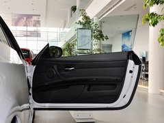 2011款 325i 2.5L 双门轿跑车