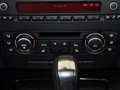 2011款 325i 2.5L 双门轿跑车
