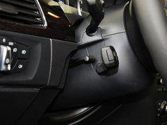2011款 325i 2.5L 双门轿跑车