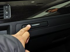 2011款 325i 2.5L 双门轿跑车