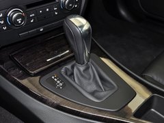 2011款 325i 2.5L 双门轿跑车