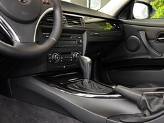 2011款 325i 2.5L 双门轿跑车