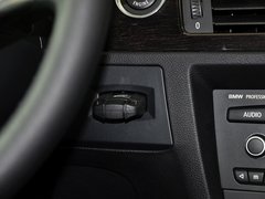 2011款 325i 2.5L 双门轿跑车