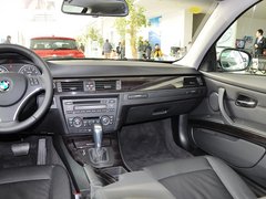 2011款 325i 2.5L 双门轿跑车
