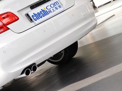 2011款 325i 2.5L 双门轿跑车