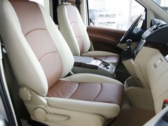 2010款 2.5L 自动 商务版 8-9座