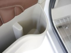 2010款 2.5L 自动 商务版 8-9座
