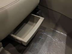 2010款 350C 1.5L 自动 讯逸版