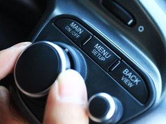 2011款 4.5L DCT 标准型
