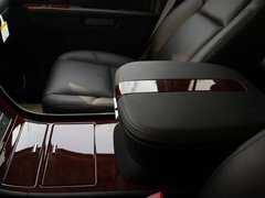 2010款 凯雷德ESCALADE 6.0 Hybrid