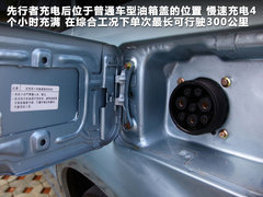 2012款  先行者 5座