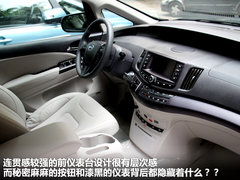 2012款  先行者 5座