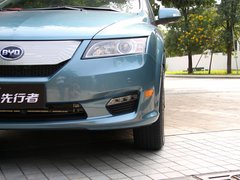 2012款  先行者 5座