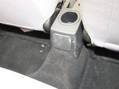 2010款 1.3L 手动 舒适型