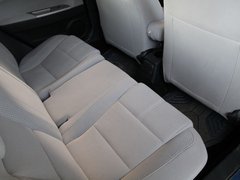 2010款 1.3L 手动 豪华型