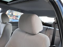2010款 1.3L 手动 豪华型