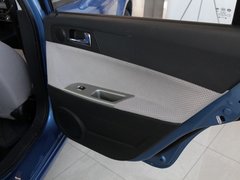 2010款 1.3L 手动 豪华型