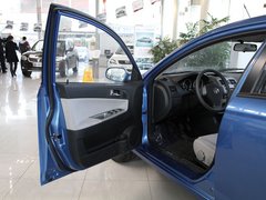 2010款 1.3L 手动 豪华型