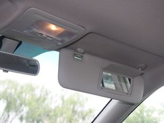 2011款 2.0L 手动 尊贵型 5座
