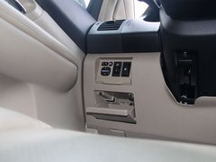 2011款 2.0L 手动 尊贵型 5座