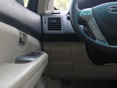 2011款 2.0L 手动 尊贵型 5座