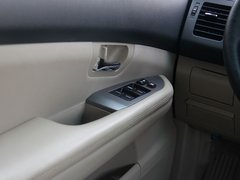 2011款 2.0L 手动 尊贵型 5座