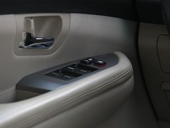 2011款 2.0L 手动 尊贵型 5座
