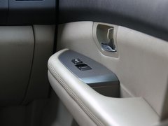 2011款 2.0L 手动 尊贵型 5座