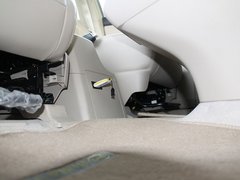 2011款 2.0L 手动 尊贵型 5座