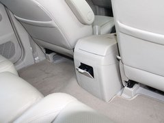 2011款 2.0L 手动 尊贵型 5座