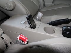 2011款 2.0L 手动 尊贵型 5座