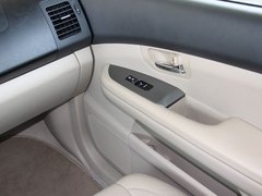 2011款 2.0L 手动 尊贵型 5座