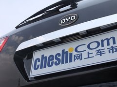 2011款 2.0L 手动 尊贵型 5座
