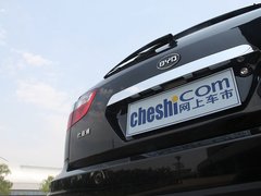 2011款 2.0L 手动 尊贵型 5座
