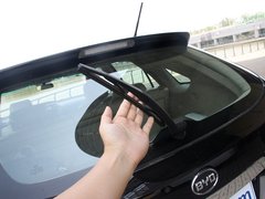 2011款 2.0L 手动 尊贵型 5座