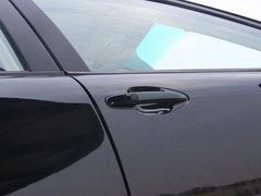 2011款 2.0L 手动 尊贵型 5座