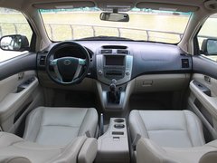 2011款 2.0L 手动 尊贵型 5座