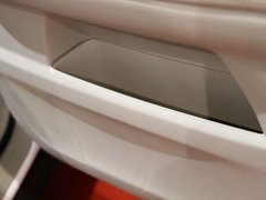 2011款 2.0L 手动 尊贵型 5座